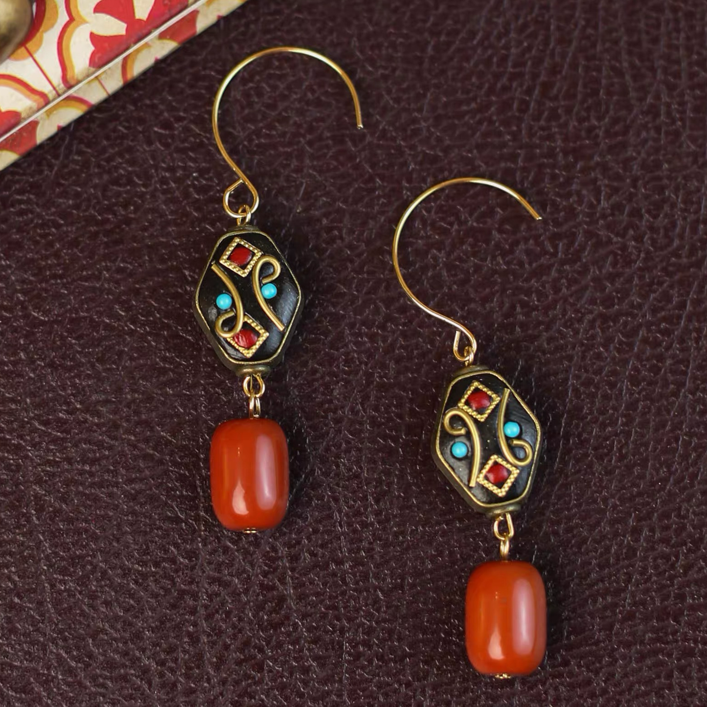 「Ama Charm」 Tibetan Lucky Bead Red Agate Earrings