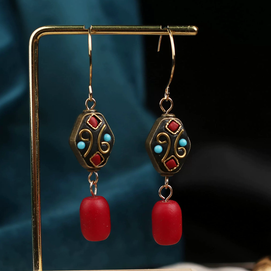 「Ama Charm」 Tibetan Lucky Bead Red Agate Earrings
