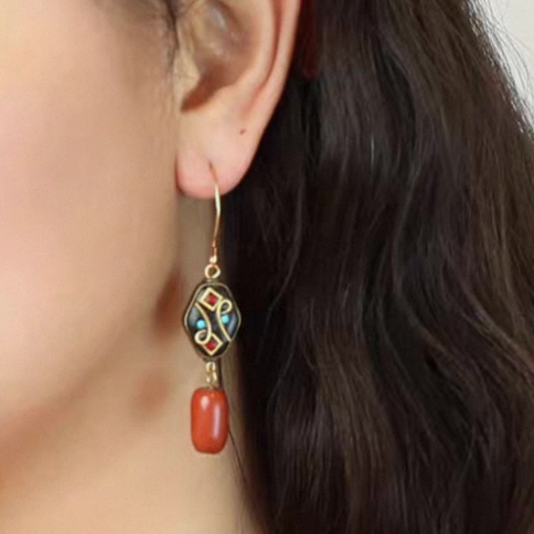 「Ama Charm」 Tibetan Lucky Bead Red Agate Earrings