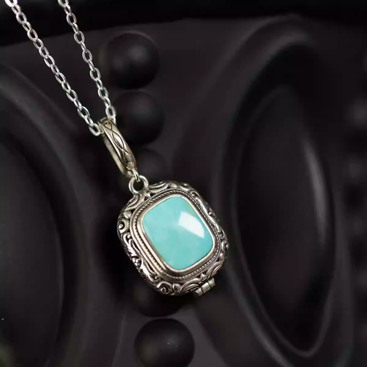 Turquoise sterling silver gawu box necklace