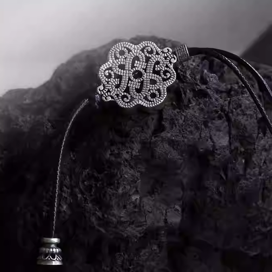 Mongolian disc intestine pattern sterling silver necklace