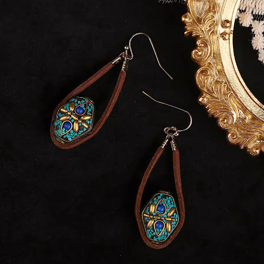 「Ama Charm」Tibetan Lucky Bead Ethnic Turquoise Earrings